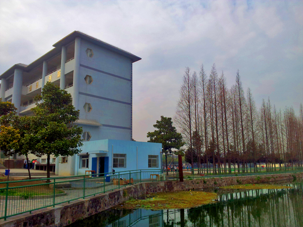 ���ǵ�У԰---��Ϫ��ѧ (13).jpg