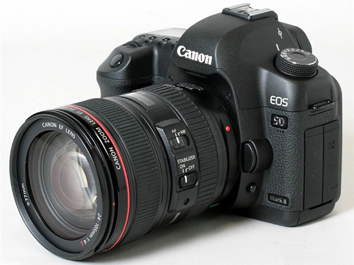 [�Ƽ�]����EOS 5D Mark II