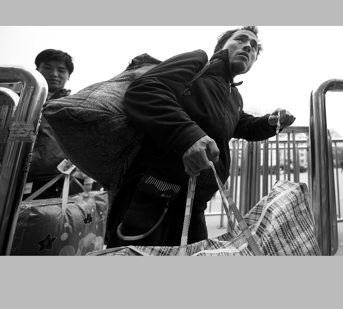 [ԭ��]��·��4    3��22����ɽ��վ