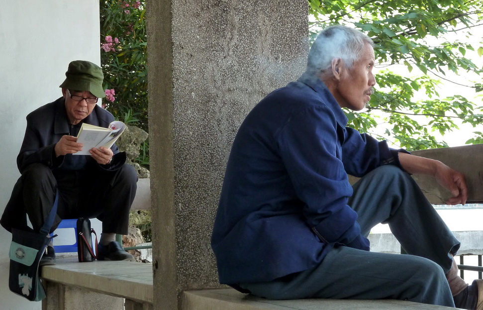 ��������