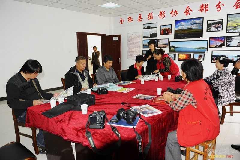 �쵼��ȫ��ӰЭ��һ��ҹۿ�ȫ��ӰЭͼƬ