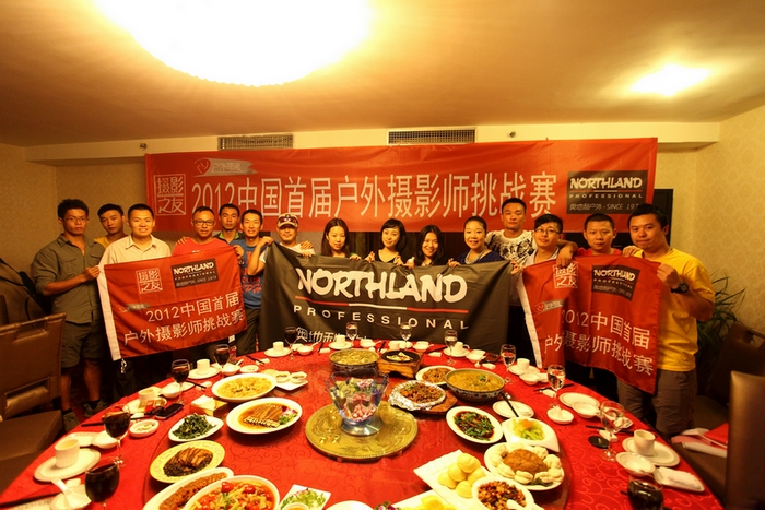 �����������Ϻ�������λ��Ӱʦ������Ӱ֮�ѡ������Ļ����ɽ��������һ�ã�����Ĺ�����������ʽ��ʼ���� ...